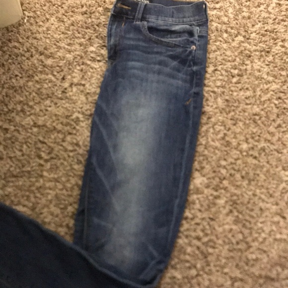 Super cute skinny jeans from Express! - Picture 2 of 3